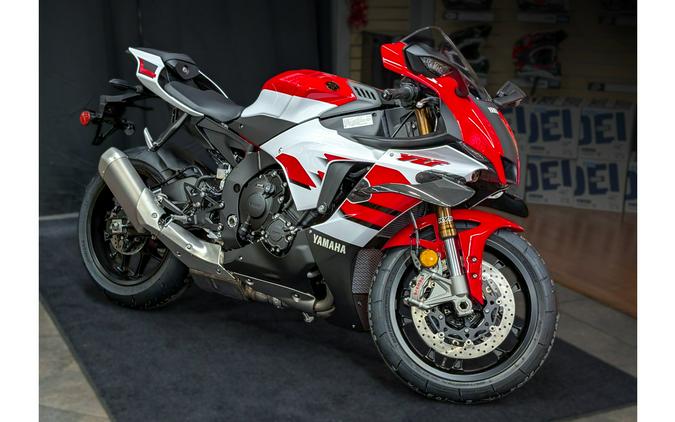 2026 Yamaha YZF-R1