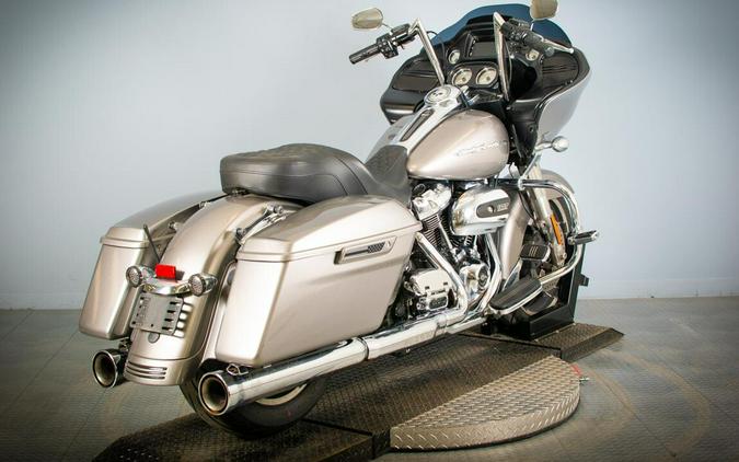 2017 Harley-Davidson Road Glide Billet Silver