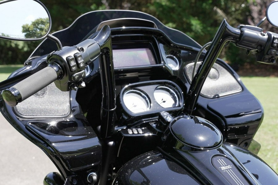 2024 Harley-Davidson® FLTRT - Road Glide® 3