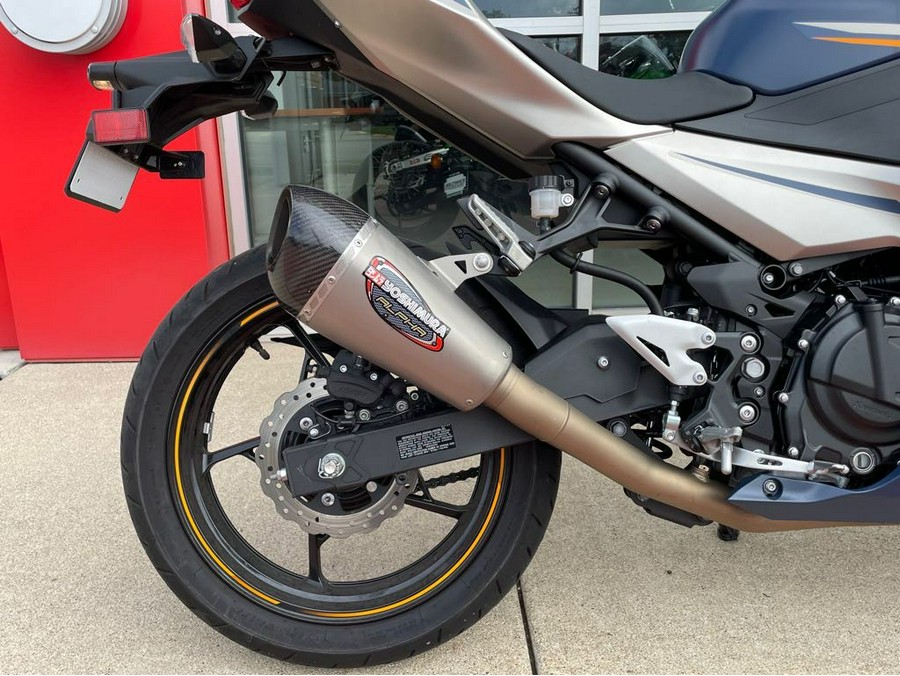 2023 Kawasaki Ninja® 400 Base