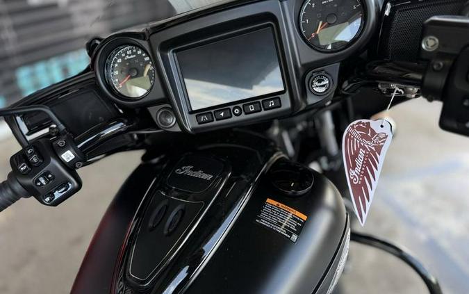 2025 Indian Motorcycle® Chieftain® Dark Horse® w/PowerBand Audio Black Smoke