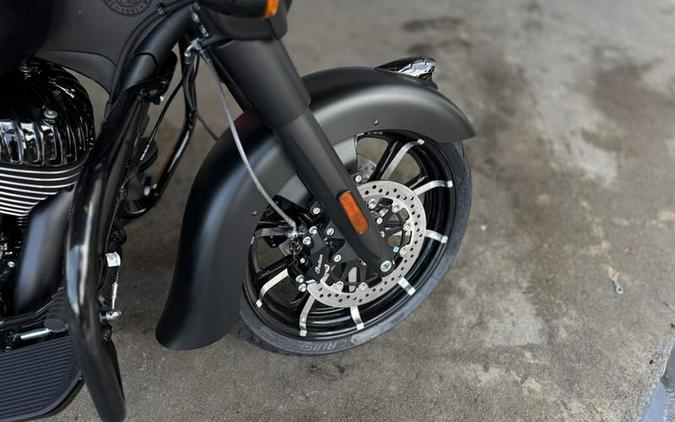 2025 Indian Motorcycle® Chieftain® Dark Horse® w/PowerBand Audio Black Smoke