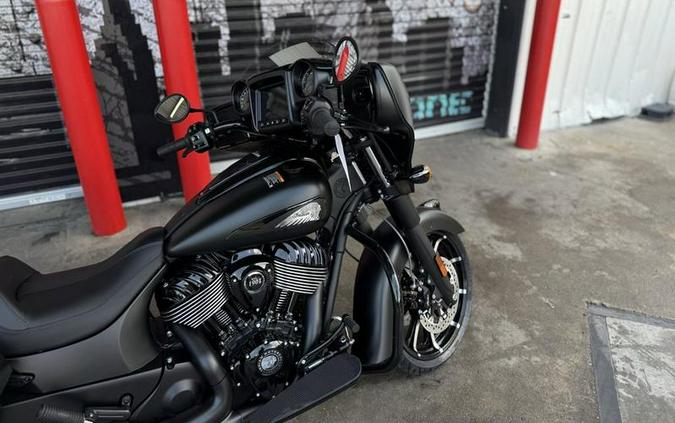 2025 Indian Motorcycle® Chieftain® Dark Horse® w/PowerBand Audio Black Smoke