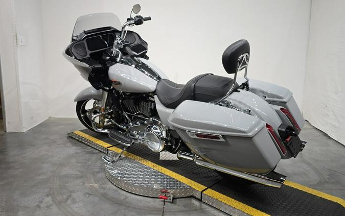 FLTRX 2025 Road Glide™