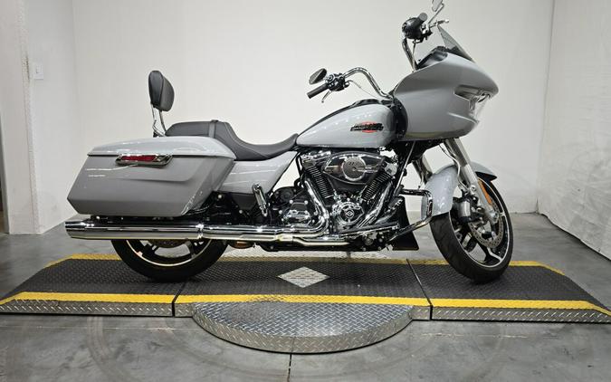 FLTRX 2025 Road Glide™