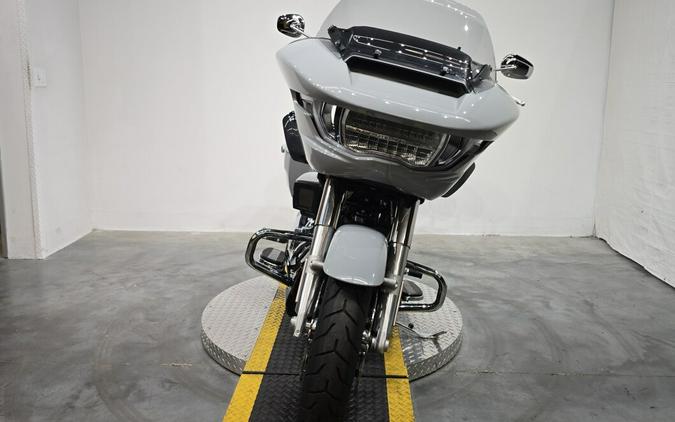 FLTRX 2025 Road Glide™