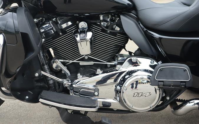 2019 Harley-Davidson Tri Glide Ultra FLHTCUTG
