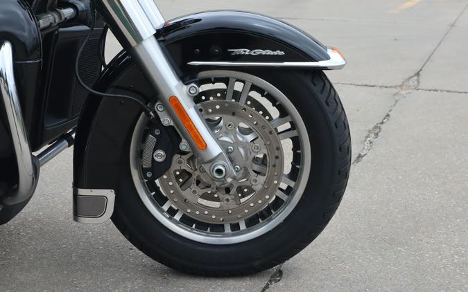 2019 Harley-Davidson Tri Glide Ultra FLHTCUTG