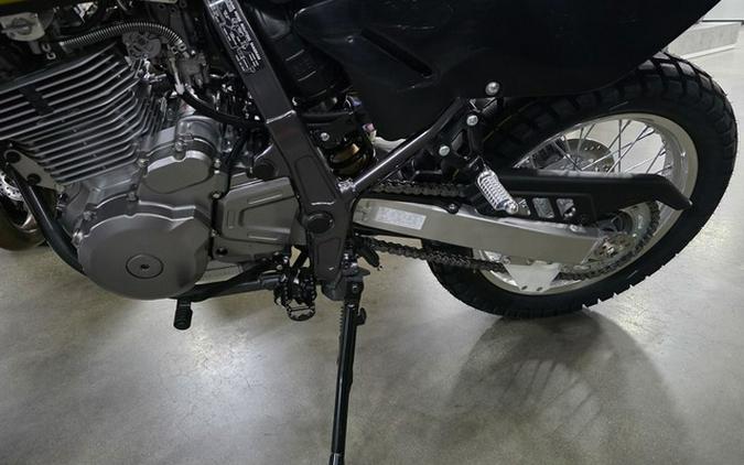 2027 Suzuki DR650SEM7