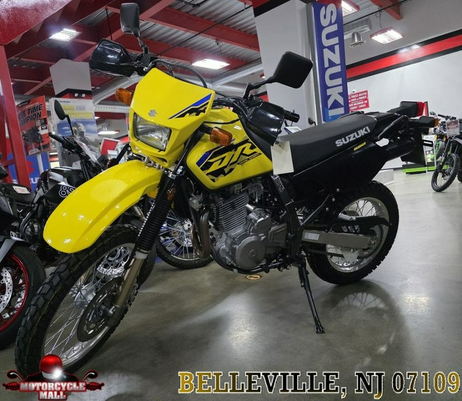 2027 Suzuki DR650SEM7