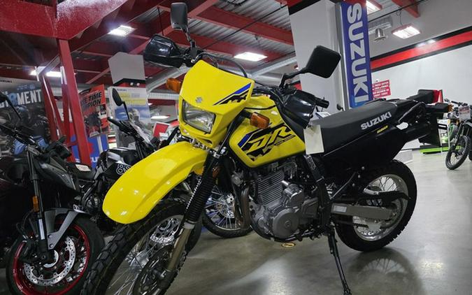 2027 Suzuki DR650SEM7