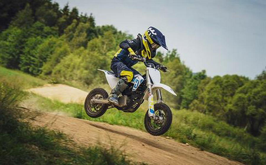 2023 Husqvarna EE 3