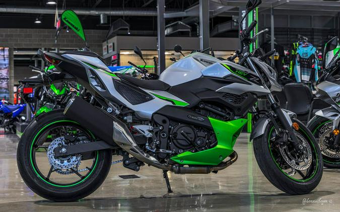 2024 Kawasaki Z7 Hybrid ABS