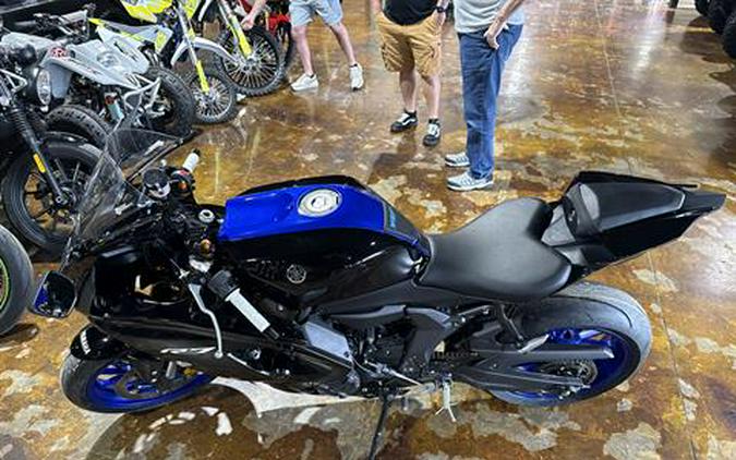 2025 Yamaha YZF-R7