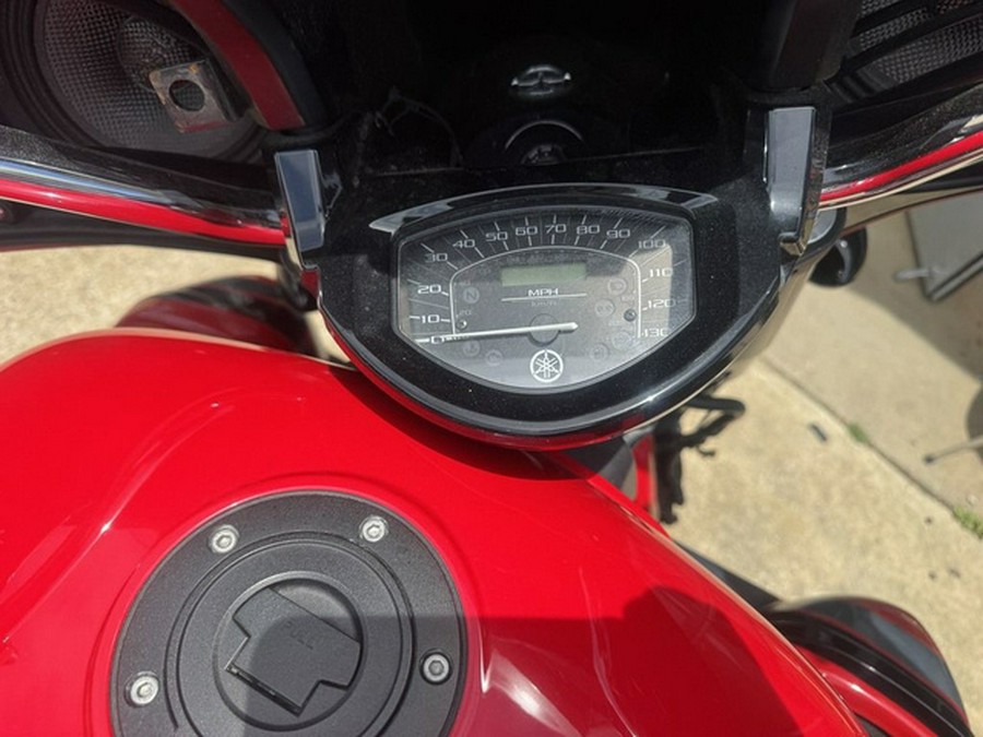 2015 Yamaha V Star 1300 Deluxe Rapid Red