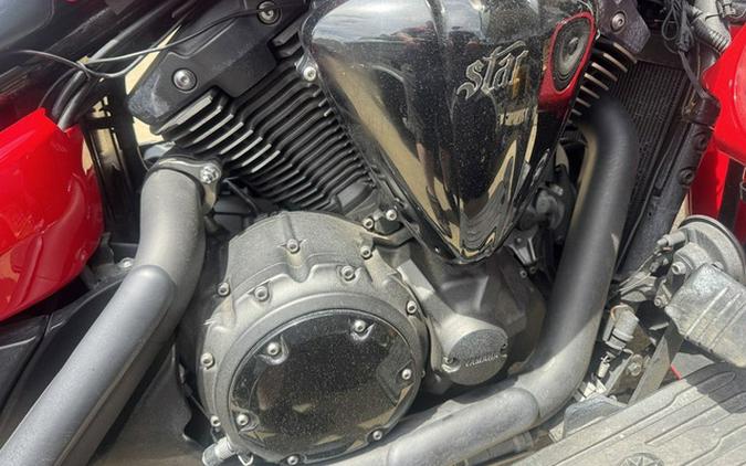 2015 Yamaha V Star 1300 Deluxe Rapid Red