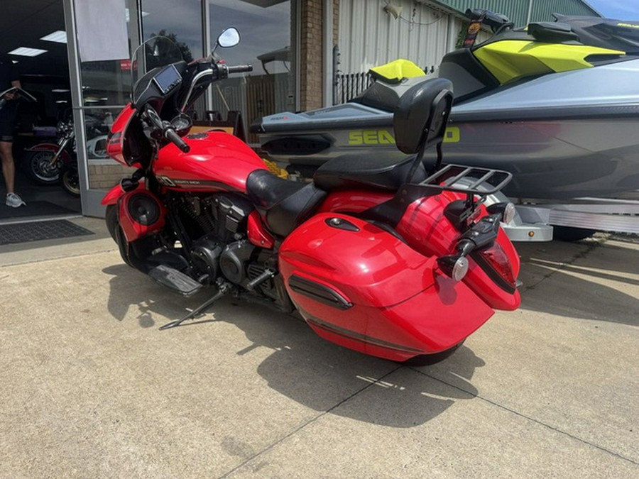 2015 Yamaha V Star 1300 Deluxe Rapid Red