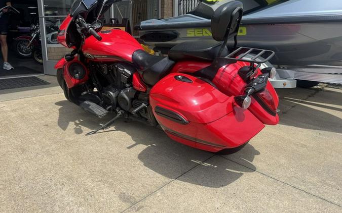 2015 Yamaha V Star 1300 Deluxe Rapid Red