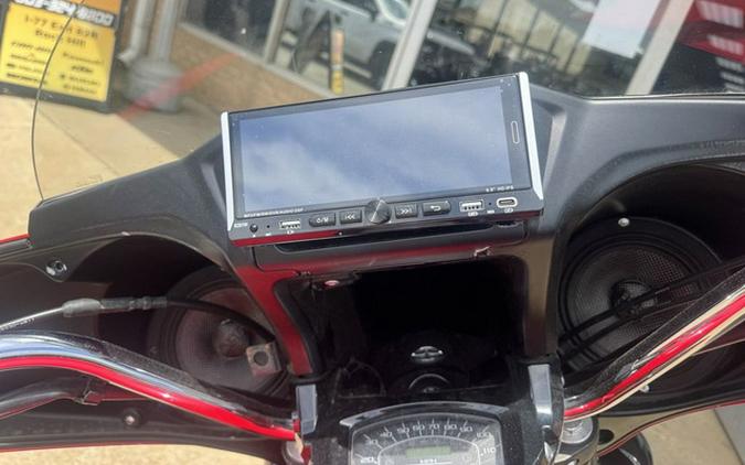 2015 Yamaha V Star 1300 Deluxe Rapid Red