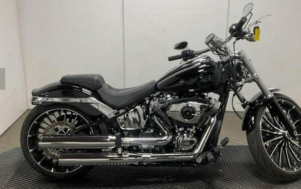 2025 Harley-Davidson® FXBR - Breakout®