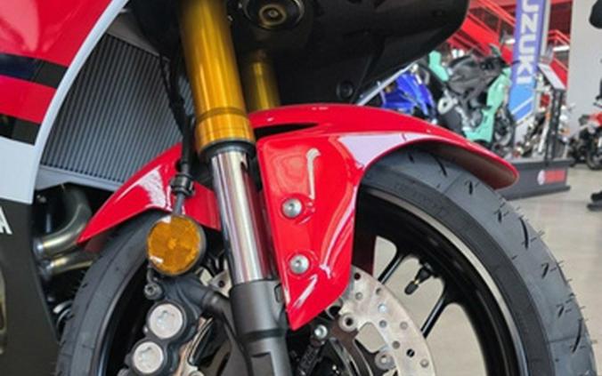 2026 Yamaha YZF R7 70Th Anniversary Edition
