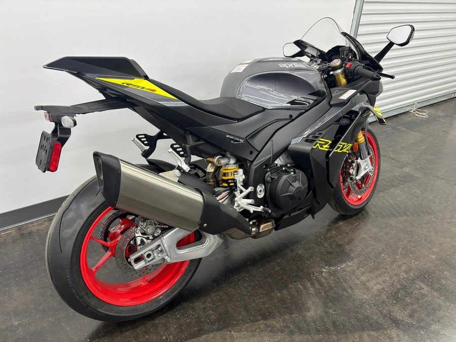 2026 Aprilia RSV4 1100