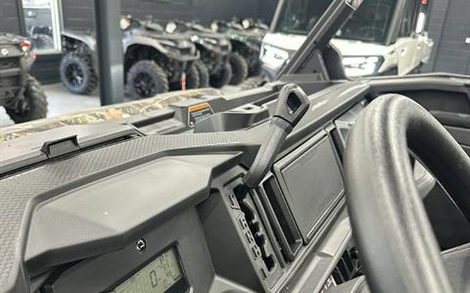 2026 Can-Am Defender MAX X MR HD11 With Half-Doors