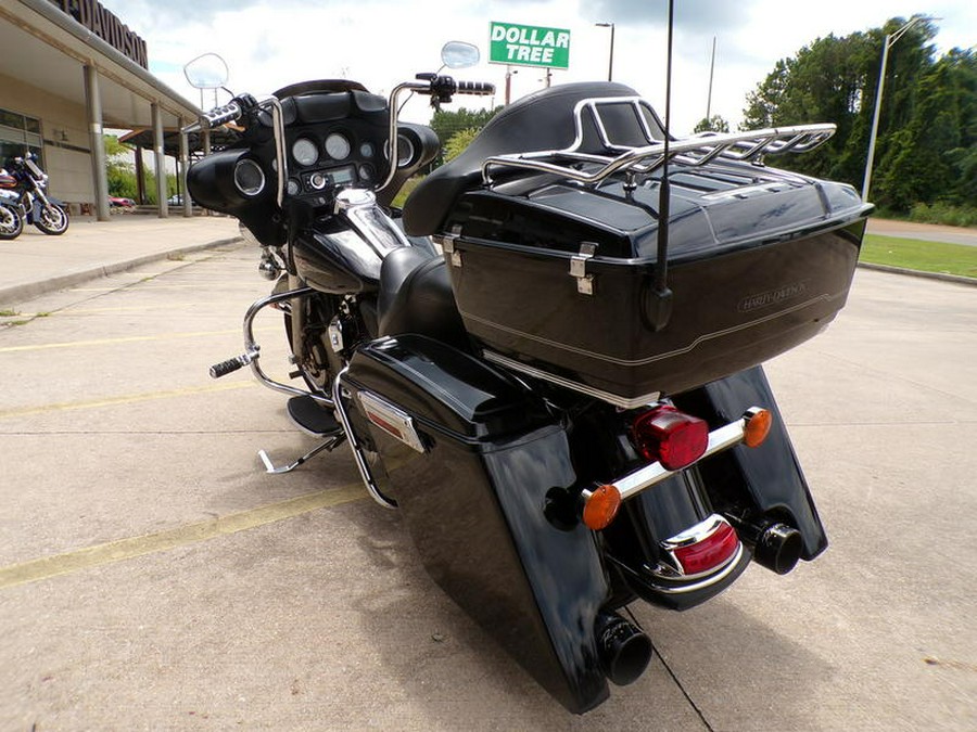 2011 Harley-Davidson® FLHTC - Electra Glide® Classic