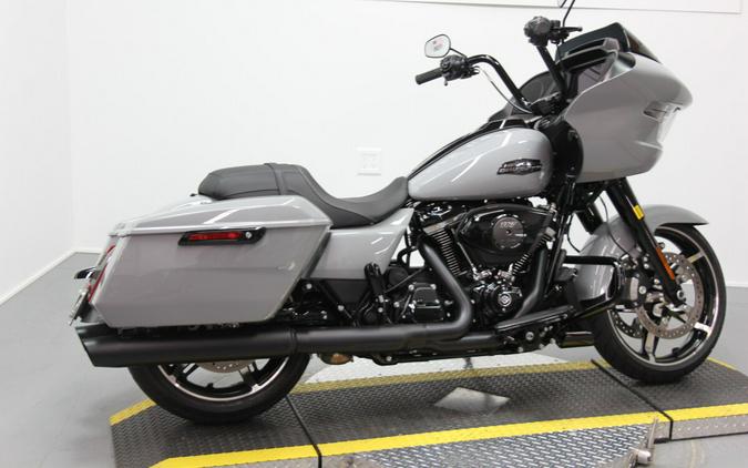 2025 Harley-Davidson® Road Glide® Billiard Gray - Black Finish