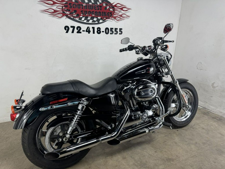 2012 Harley-Davidson® XL1200C - Sportster® 1200 Custom