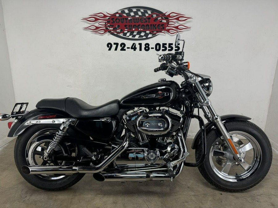 2012 Harley-Davidson® XL1200C - Sportster® 1200 Custom