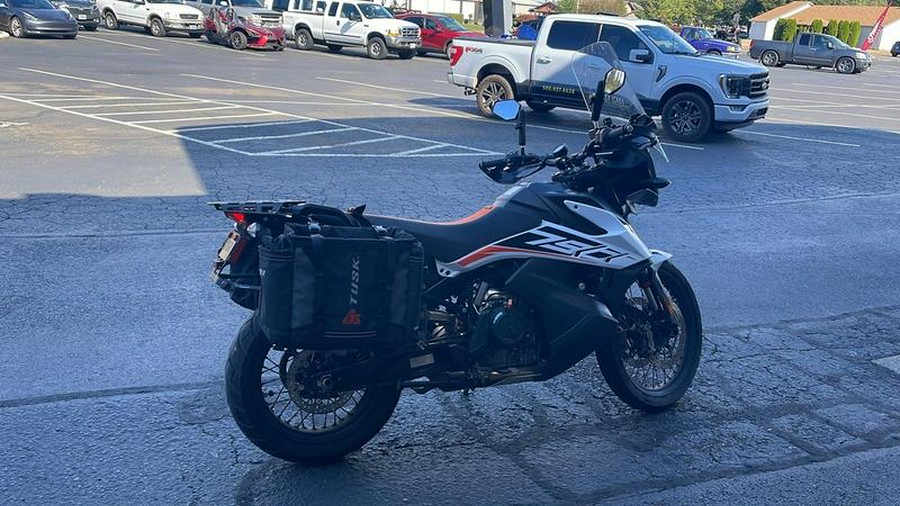 2019 KTM 790 Adventure