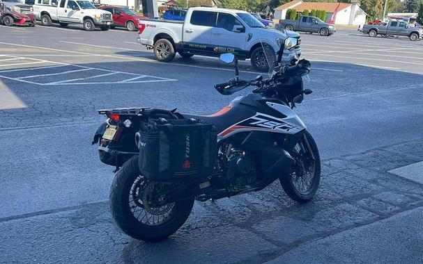 2019 KTM 790 Adventure