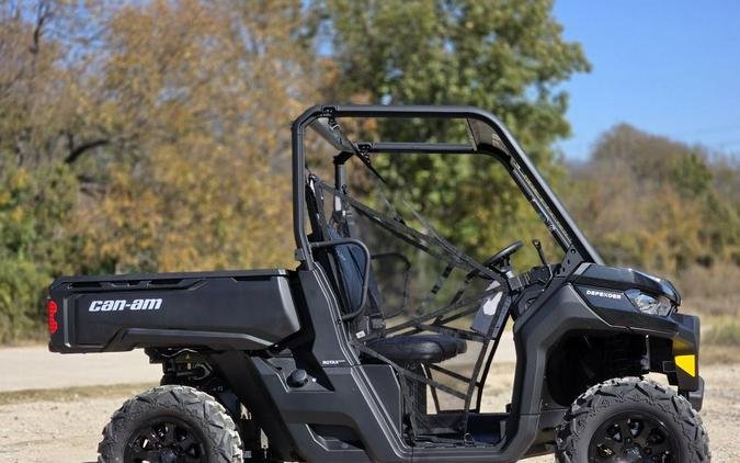 2026 Can-Am® Defender DPS HD9 Stealth Black