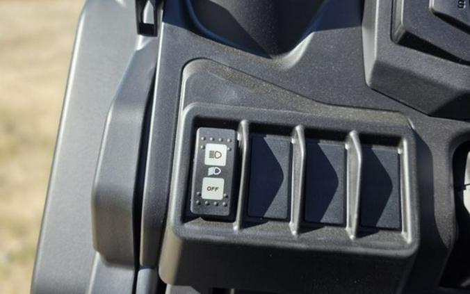 2026 Can-Am® Defender DPS HD9 Stealth Black