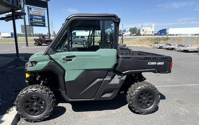 2026 Can-Am Defender DPS CAB HD9 Compass Green