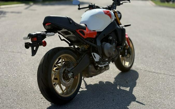 2025 Yamaha XSR 900