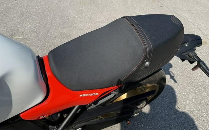 2025 Yamaha XSR 900