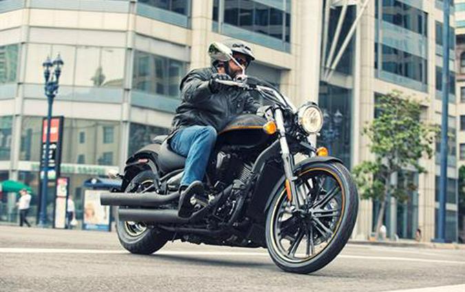 2019 Kawasaki Vulcan 900 Custom