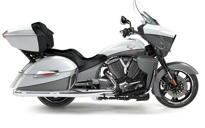 2016 Victory Motorcycles® Cross Country Tour® Two-Tone White Pearl and Gray