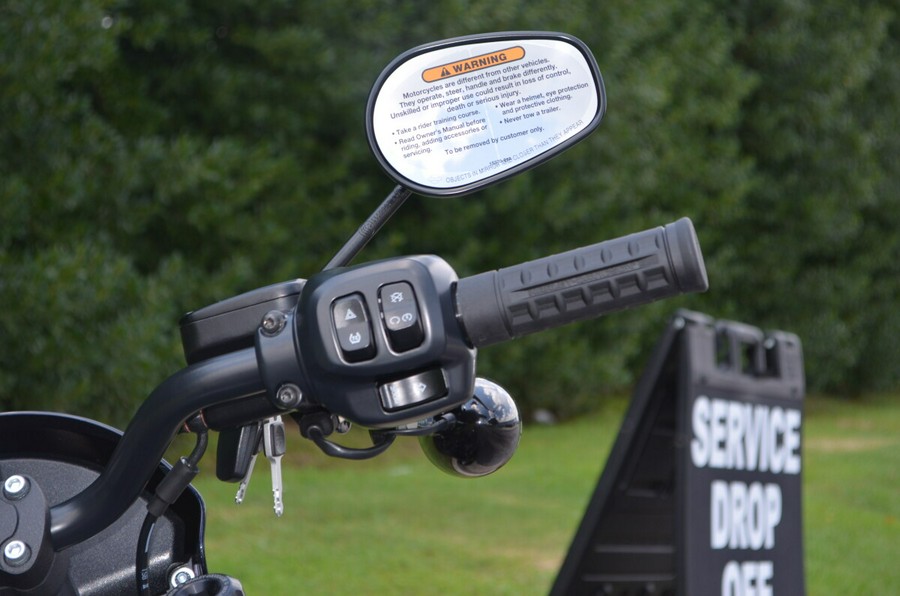 2025 Low Rider™ S – Dark Custom Cruiser