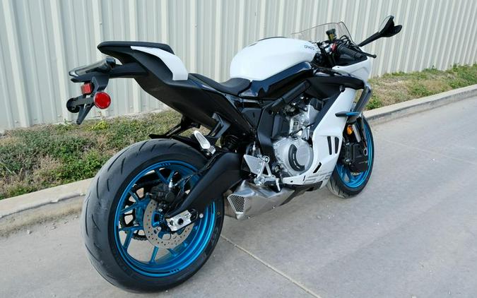 New 2026 CFMOTO 675SS