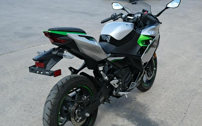 2024 KAWASAKI NINJA E-1 ABS