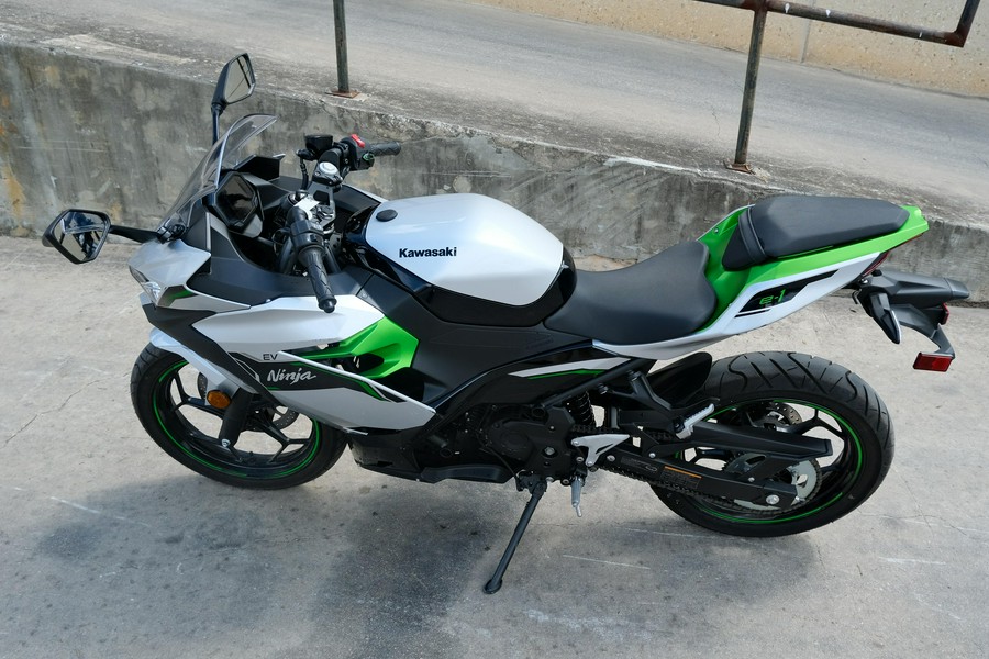 2024 KAWASAKI NINJA E-1 ABS