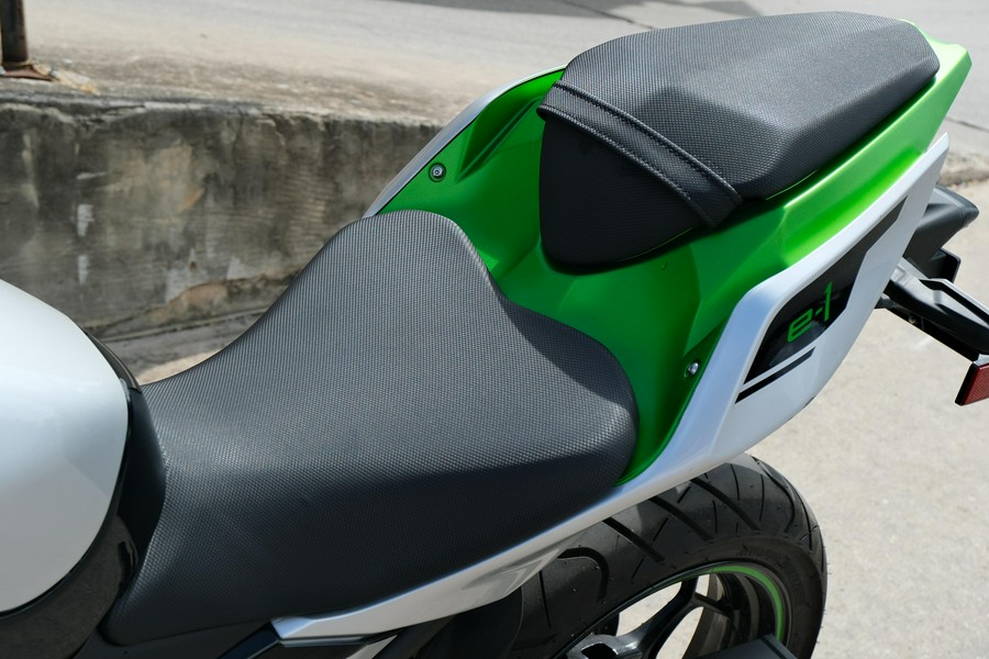 2024 KAWASAKI NINJA E-1 ABS