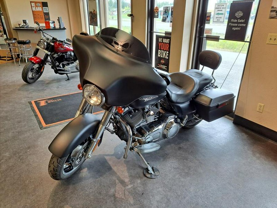 2010 Harley-Davidson® FLHX - Street Glide®