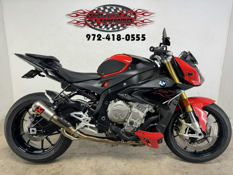 2018 BMW S 1000 R Light WT / Lupin BL Metallic / Racing RD