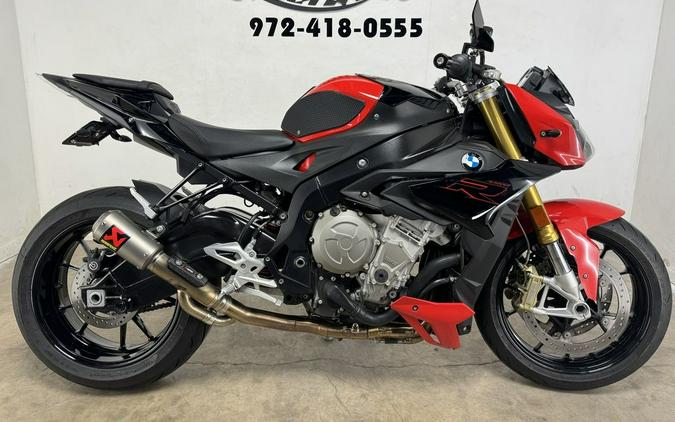 2018 BMW S 1000 R Light WT / Lupin BL Metallic / Racing RD