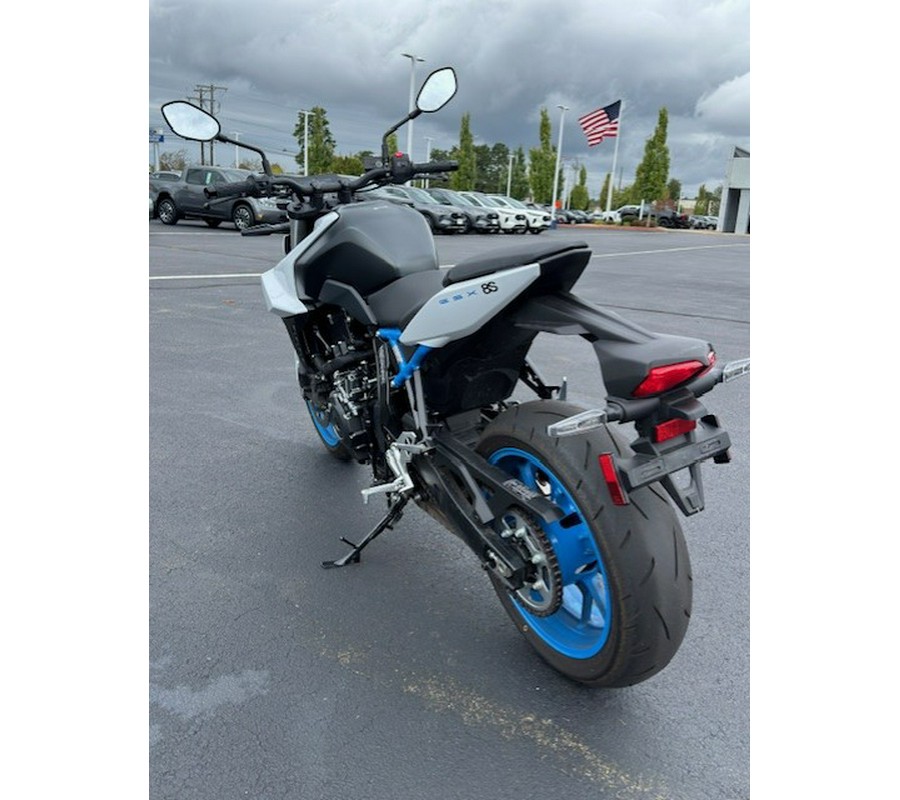 2023 Suzuki GSX-8S