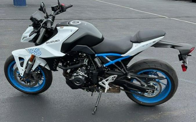 2023 Suzuki GSX-8S